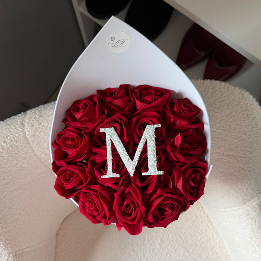 Bouquet Éternel Blanc + Initiale